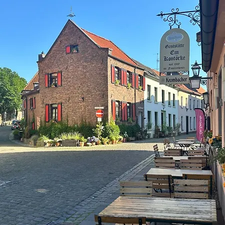 Savanna Im Historischen Stadtkern Linn In Krefeld, Naehe Duesseldorf Messe, Airport, Parkmoeglichkeiten Direkt Vor Dem Haus *