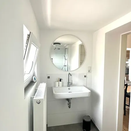 Savanna Im Historischen Stadtkern Linn In Krefeld, Naehe Duesseldorf Messe, Airport, Parkmoeglichkeiten Direkt Vor Dem Haus Apartmán *