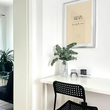 Savanna Im Historischen Stadtkern Linn In Krefeld, Naehe Duesseldorf Messe, Airport, Parkmoeglichkeiten Direkt Vor Dem Haus Apartmán