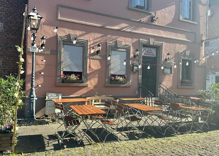 Savanna Im Historischen Stadtkern Linn In Krefeld, Naehe Duesseldorf Messe, Airport, Parkmoeglichkeiten Direkt Vor Dem Haus Apartament Krefeld