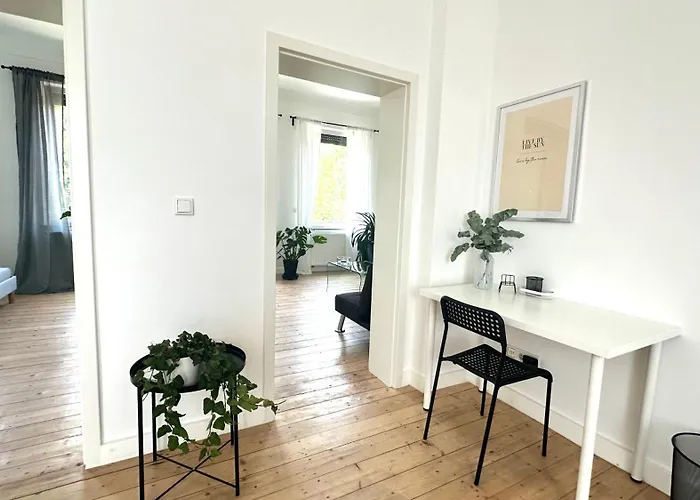 Savanna Im Historischen Stadtkern Linn In Krefeld, Naehe Duesseldorf Messe, Airport, Parkmoeglichkeiten Direkt Vor Dem Haus