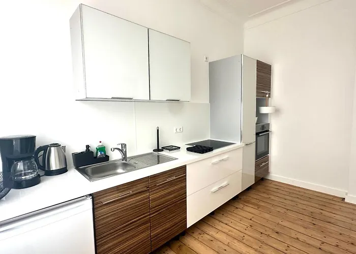 Apartament Savanna Im Historischen Stadtkern Linn In Krefeld, Naehe Duesseldorf Messe, Airport, Parkmoeglichkeiten Direkt Vor Dem Haus Krefeld